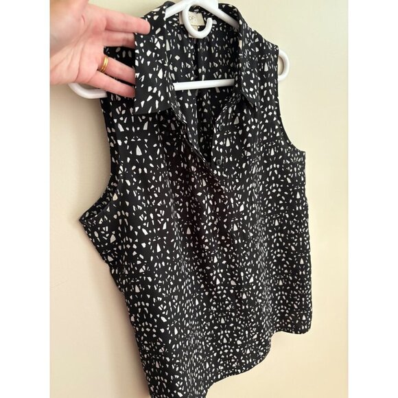 Ann Taylor LOFT Black & White Sleeveless Geometric Print Career Top Size Large - Picture 5 of 12